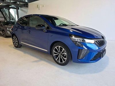 Usata Renault Clio V Techno 91 CV (66 kW) 2025 Blu/azzurro Berlina