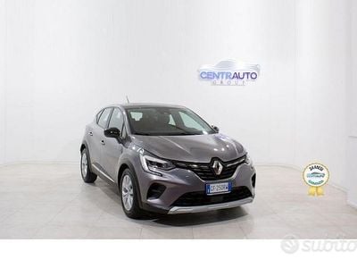 Usata Renault Captur Business 116 CV (85 kW) 2021 Grigio SUV