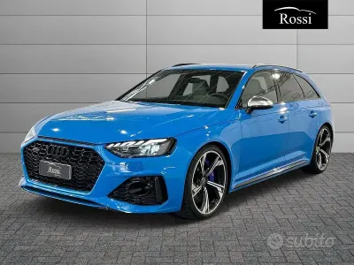 Usata Audi A4 450 CV (330 kW) 2022 Blu Station wagon