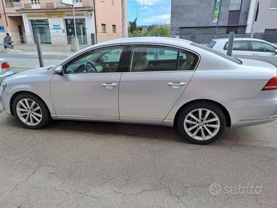 usata VW Passat 2.0 TDI Highline BlueM. Tech.