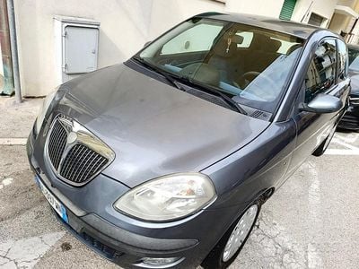 Usata Lancia Ypsilon 59 CV (43 kW) 2006 Grigio Utilitaria