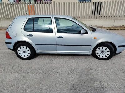 Usata VW Golf III 90 CV (66 kW) 1998 Berlina