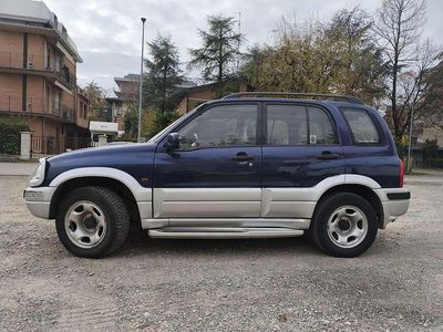 Usata 2001 Suzuki Grand Vitara SUV | 5500 € (Buon prezzo)