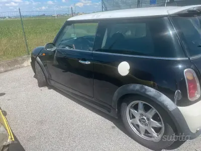 Usado Mini Cooper 88 HP (64 kW) 2005 Preto Citadino