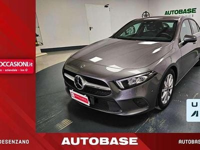 Usata Mercedes A250 Business 224 CV (164 kW) 2021 Grigio montagna magno Berlina
