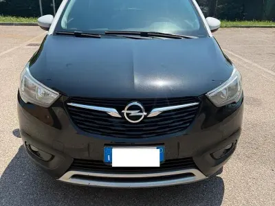 Usata Opel Crossland X 83 CV (61 kW) 2019 Nero SUV