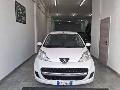 Bianco Usata 2012 Peugeot 107 Active Utilitaria | 5200 € (Buon prezzo)