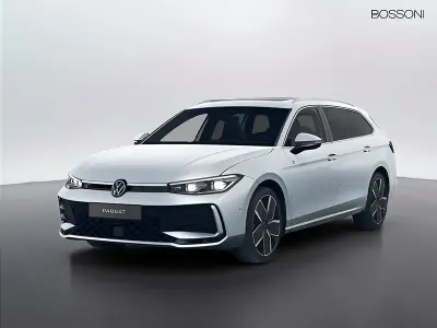 Nuova VW Passat R-line Plus 150 CV (110 kW) 2026 Grigio Station wagon