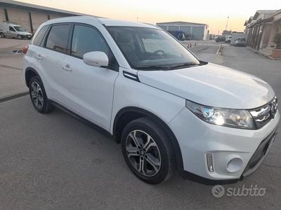 Usata Suzuki Vitara 120 CV (88 kW) 2018 Bianco SUV