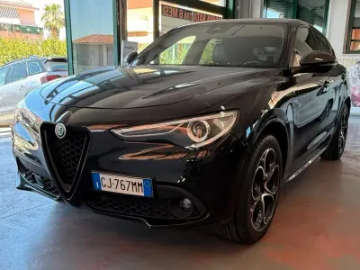Usata Alfa Romeo Stelvio Veloce 209 CV (153 kW) 2022 Nero SUV