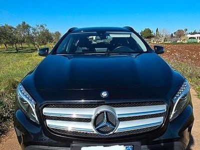 Usata Mercedes GLA180 122 CV (89 kW) 2017 Nero SUV