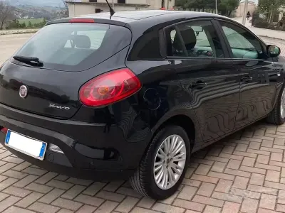 Usata Fiat Bravo 90 CV (66 kW) 2010 Nero Utilitaria