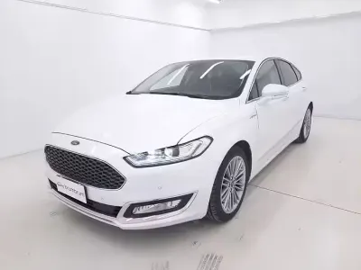 Begagnad Ford Mondeo Vignale 188 HK (138 kW) 2019 Vit Sedan