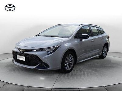 Nuova Toyota Corolla Active 140 CV (102 kW) 2026 Grigio Station wagon
