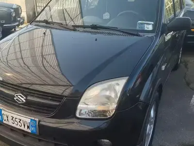 Usata Suzuki Ignis 99 CV (72 kW) 2005 Nero Utilitaria