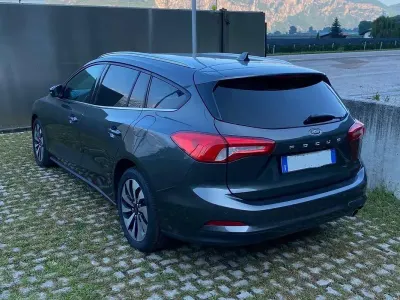 Usata Ford Focus Business Edition 120 CV (88 kW) 2019 Grigio Station wagon