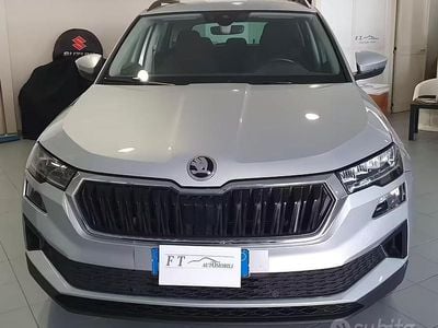 Usata Skoda Karoq Executive 116 CV (85 kW) 2022 Grigio SUV