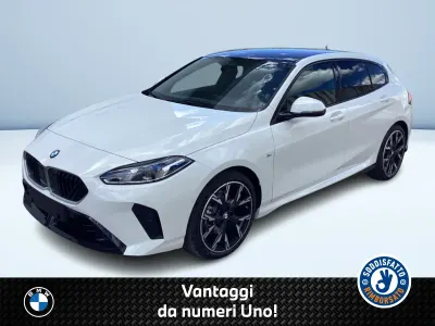 Usata BMW 120 Comfort Edition 190 CV (139 kW) 2024 Bianco pastello Utilitaria