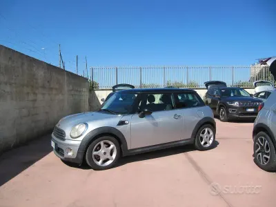 Begagnad Mini Cooper D Clubman 109 HK (80 kW) 2009 Grå Kombi