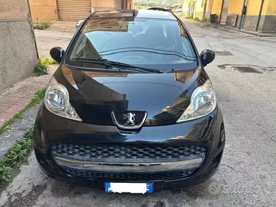 Usata Peugeot 107 Allure 68 CV (50 kW) 2009 Nero Utilitaria
