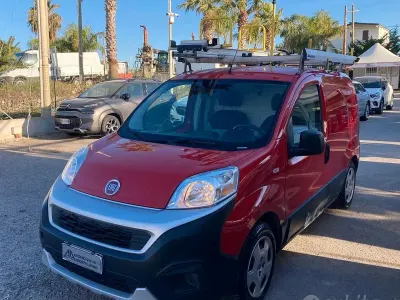 Usata Fiat Fiorino 95 CV (69 kW) 2017 Rosso Monovolume