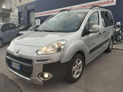 Usata Peugeot TePee Outdoor 114 CV (83 kW) 2015 Grigio Station wagon