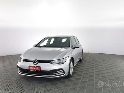 Usata VW Golf VII Life 150 CV (110 kW) 2021 Grigio Utilitaria
