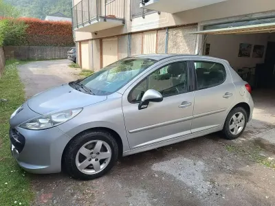 Begagnad Peugeot 207