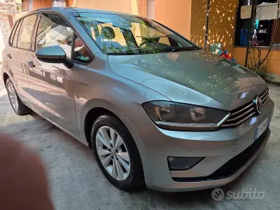 Usata VW Golf Sportsvan 110 CV (80 kW) 2015 Grigio Monovolume