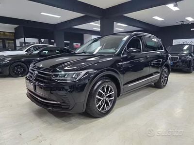 Usata VW Tiguan Life 150 CV (110 kW) 2021 Nero SUV