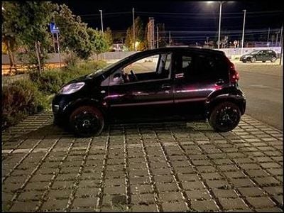 Usata Peugeot 107 68 CV (50 kW) 2013 Nero Utilitaria