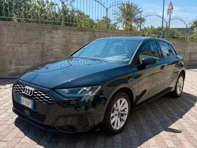 Usata Audi A3 Business 116 CV (85 kW) 2022 Nero Berlina