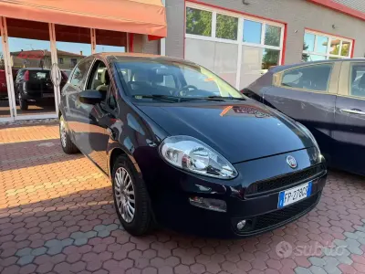 Usata Fiat Punto Street 95 CV (69 kW) 2018 Blu Utilitaria