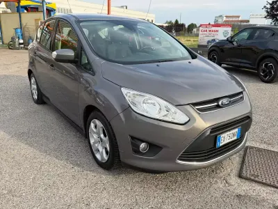 Usata Ford C-MAX Titanium 115 CV (84 kW) 2014 Grigio Monovolume
