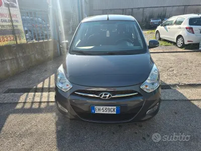Usata Hyundai i10 69 CV (50 kW) 2011 Marrone Utilitaria