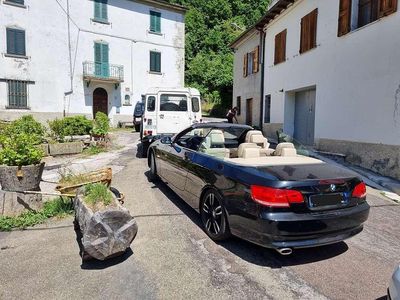 Usata BMW 320 Cabriolet 177 CV (130 kW) 2009 Nero Cabrio