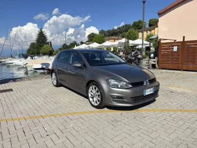 Usata VW Golf VII Highline 110 CV (80 kW) 2015 Grigio Berlina