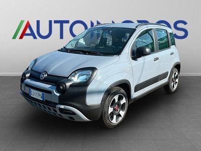 Occasion Fiat Panda Cross Cross 69 ch (50 kW) 2022 Gris Citadine