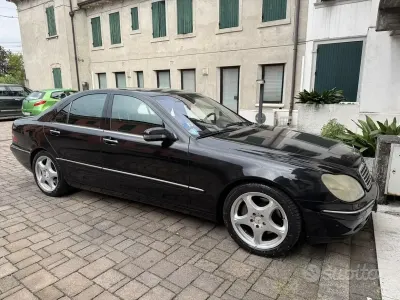 Usata Mercedes S500 306 CV (225 kW) 2001 Nero Berlina