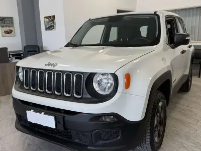 Usata Jeep Renegade Sport 120 CV (88 kW) 2017 Other SUV