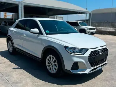 Usata Audi A1 Business 116 CV (85 kW) 2025 Bianco SUV