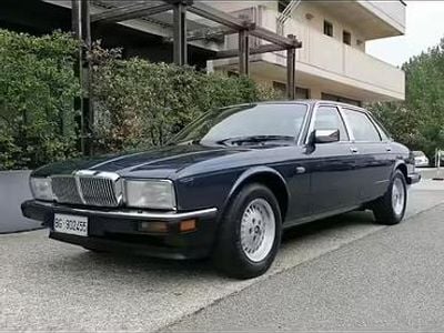 Usata Jaguar XJ Sovereign 213 CV (156 kW) 1988 Verde Berlina