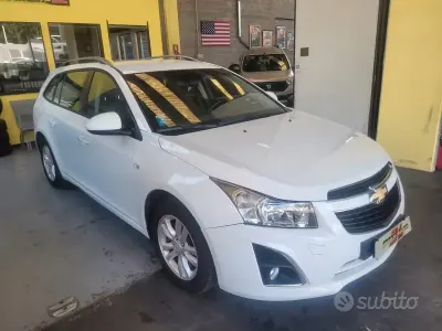 Usata Chevrolet Cruze 131 CV (96 kW) 2013 Bianco Station wagon