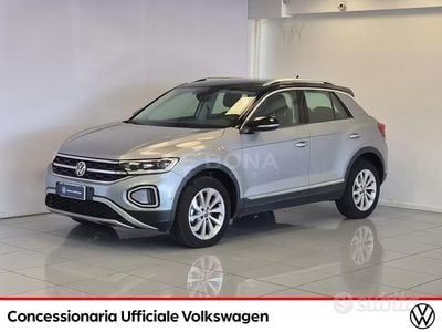 Usata VW T-Roc Style 110 CV (80 kW) 2022 Grigio SUV