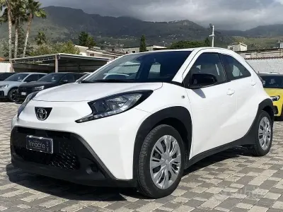 Usata Toyota Aygo X 72 CV (52 kW) 2024 Bianco SUV
