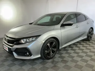 Begagnad Honda Civic Elegance 130 HK (95 kW) 2017 Silver Sedan