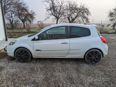 usata Renault Clio 3ª serie - 2011