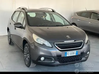 Usata Peugeot 2008 Allure 99 CV (72 kW) 2016 Grigio SUV