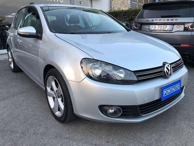 Usata VW Golf VI Comfortline 102 CV (75 kW) 2009 Argento Utilitaria