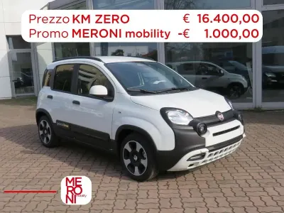 Nuova Fiat Panda Cross Cross 69 CV (50 kW) 2025 Bianco Utilitaria